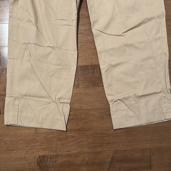 Women’s Tan Pants - Picture 5 of 6